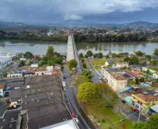 Nova ponte viabiliza importante eixo de crescimento de União da Vitória. Foto: José Fernando Ogura/AEN