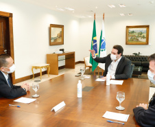 O Paraná recebeu 400 mil máscaras cirúrgicas do Escritório Econômico e Cultural de Taipei no Brasil, organização que representa os interesses de Taiwan no País