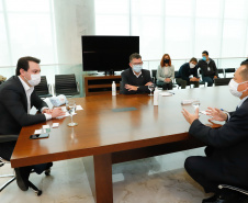 O Paraná recebeu 400 mil máscaras cirúrgicas do Escritório Econômico e Cultural de Taipei no Brasil, organização que representa os interesses de Taiwan no País