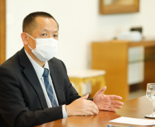 O Paraná recebeu 400 mil máscaras cirúrgicas do Escritório Econômico e Cultural de Taipei no Brasil, organização que representa os interesses de Taiwan no País