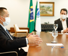 O Paraná recebeu 400 mil máscaras cirúrgicas do Escritório Econômico e Cultural de Taipei no Brasil, organização que representa os interesses de Taiwan no País