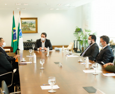 O Paraná recebeu 400 mil máscaras cirúrgicas do Escritório Econômico e Cultural de Taipei no Brasil, organização que representa os interesses de Taiwan no País