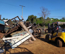 Polícia Civil remove 1,6 mil veículos de pátios em Cascavel. Foto: polícia Civil