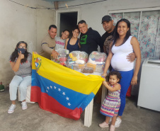 Governo distribui cestas básicas no Dia Mundial do Refugiado. Foto:SEJUF