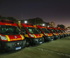 O Governo do Estado reforçou a estrutura do Corpo de Bombeiros do Paraná com a aquisição de 34 novos veículos e seis aparelhos desencarceradores. 
A entrega dos equipamentos foi feita nesta quarta-feira (24) pelo governador Carlos Massa Ratinho Junior em cerimônia simbólica no Palácio Iguaçu. 