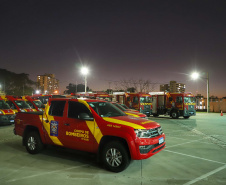 O Governo do Estado reforçou a estrutura do Corpo de Bombeiros do Paraná com a aquisição de 34 novos veículos e seis aparelhos desencarceradores. 
A entrega dos equipamentos foi feita nesta quarta-feira (24) pelo governador Carlos Massa Ratinho Junior em cerimônia simbólica no Palácio Iguaçu. 