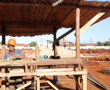 Praça remodelada, feira gastronômica em local coberto, rua revitalizada com mais segurança para motoristas e pedestres e uma escola nova voltada para o ensino médio. O pacote de investimentos do Governo do Estado em Arapongas, na Região Norte, totaliza R$ 13,1 milhões.
