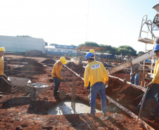 Praça remodelada, feira gastronômica em local coberto, rua revitalizada com mais segurança para motoristas e pedestres e uma escola nova voltada para o ensino médio. O pacote de investimentos do Governo do Estado em Arapongas, na Região Norte, totaliza R$ 13,1 milhões.
