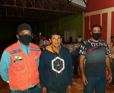 Defesa Civil Estadual apoia FUNAI na entrega de cestas básicas em aldeias indígenas no Paraná. Foto:Defesa Civil