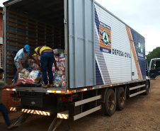 Defesa Civil Estadual apoia FUNAI na entrega de cestas básicas em aldeias indígenas no Paraná. Foto:Defesa Civil