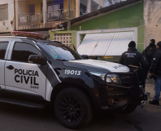PCPR prende envolvidos com tráfico de drogas e homicídios no Parolin
. Foto:PCPR