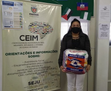 As cestas foram doadas pela Defesa Civil do Paraná e vão beneficiar principalmente haitianos, venezuelanos, cubanos e angolanos cadastrados no Ceim e em outros organismos de direitos humanos que atendem a esta população.
Foto: SEJUF