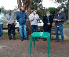 A ordem de serviço assinada na manhã desta terça-feira estende o benefício do esgoto sanitário para mais dois bairros da cidade
Foto: SANEPAR