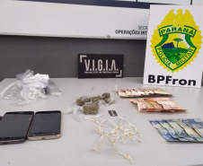 A Operação Metrópolis, ação conjunta entre as forças de segurança da região Oeste, resultou em 281 prisões e 61 mandados de Prisão cumpridos, além de 3,9 toneladas de drogas e 25 armas de fogo retiradas de circulação, entre os dias 26 de junho até esta segunda-feira (06/07). Foto:SESP
