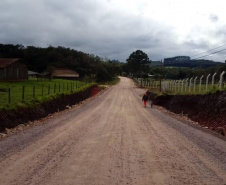 Pavimentação em Araucária facilita escoamento de produtos
. Foto:SEDU