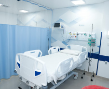 O governador Carlos Massa Ratinho Junior entregou nesta segunda-feira (13) dez novos leitos de Unidade de Terapia Intensiva (UTI) para o Hospital Cemil, em Umuarama, no Noroeste do Estado. 