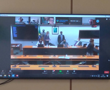 O secretário de Estado da Saúde Beto Preto participou de uma videoconferência nesta quinta-feira (16) com os integrantes da Comissão Externa de Enfrentamento da Pandemia da Covid-19 da Câmara dos Deputados. Participaram o ministro interino da Saúde, Eduardo Pazuello, e a bancada federal do Paraná para discutir a situação pandemia. Foto:  Antonio Américo/SESA