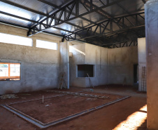 Um dos grandes produtores de alimentos do Paraná, o município de Umuarama, na região Noroeste, trabalha para fechar todo o ciclo que envolve a alimentação, desde o apoio ao plantio até a garantia da segurança alimentar de cada um de seus 112 mil habitantes. Dentro deste processo, uma engrenagem importante está em construção: o Restaurante Popular de Umuarama tem a previsão de servir, a partir do ano que vem, até mil refeições diariamente, a um baixo custo.