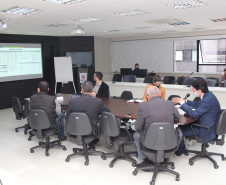 Em videoconferência, secretários de Estado debateram nesta quarta-feira (19) ações para implementar programas que estimulem a retomada econômica pela geração de emprego e renda no Paraná.Foto:SEJUF