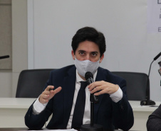 Em videoconferência, secretários de Estado debateram nesta quarta-feira (19) ações para implementar programas que estimulem a retomada econômica pela geração de emprego e renda no Paraná.Foto:SEJUF