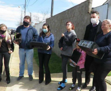 Núcleo de União da Vitória doa celulares e notebooks para alunos
. Foto:SEED