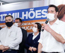 O Governo do Estado vai investir R$ 16,2 milhões na reforma e ampliação do Hospital da Providência, em Apucarana, no Vale do Ivaí. A ordem de serviço foi assinada nesta quarta-feira (02) pelo governador Carlos Massa Ratinho Junior em cerimônia na sede do complexo médico. A contrapartida do hospital é de R$ 853 mil. O prazo para a conclusão da obra é de 18 meses.