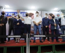 O Governo do Estado vai investir R$ 16,2 milhões na reforma e ampliação do Hospital da Providência, em Apucarana, no Vale do Ivaí. A ordem de serviço foi assinada nesta quarta-feira (02) pelo governador Carlos Massa Ratinho Junior em cerimônia na sede do complexo médico. A contrapartida do hospital é de R$ 853 mil. O prazo para a conclusão da obra é de 18 meses.
