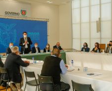 O governador Carlos Massa Ratinho Junior, o presidente do Tribunal de Justiça do Paraná, desembargador Adalberto Xisto Pereira, e o segundo vice-presidente, desembargador José Laurindo de Souza Netto formalizaram nesta quinta-feira (3) a criação do Cejus Casa Fácil e do Cejusc Fundiário, que vão atuar na mediação e conciliação de conflitos no Estado.foto Gilson Abreu/Aen