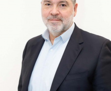O diretor-presidente da Companhia Paranaense de Gás (Compagas), Rafael Lamastra Jr, é eleito presidente do Conselho de Administração da Associação Brasileira das Empresas Distribuidoras de Gás Canalizado (Abegás), entidade que congrega todas as concessionárias envolvidas com o desenvolvimento e expansão do gás natural no país. Foto: Compagas