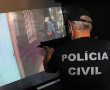Polícia Civil promove curso de atualização de armamento e tiro
.Foto: Fábio Dias/PCPR