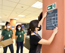 Manual traz compromisso da Portos do Paraná com eficiência e sustentabilidade.