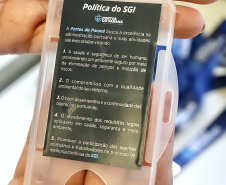 Manual traz compromisso da Portos do Paraná com eficiência e sustentabilidade.