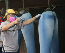 FEITO NO PARANA -  O Grupo Beeight há mais de duas décadas comercializa e vende moda