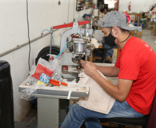 FEITO NO PARANA -  O Grupo Beeight há mais de duas décadas comercializa e vende moda