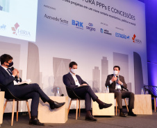 O governador Carlos Massa Ratinho Junior apresentou nesta quarta-feira (28), em São Paulo, durante a conferência Infraestrutura, PPP’s e Concessões, oportunidades para investimentos de grupos privados no Paraná. Ele fez também um balanço da situação econômica do Estado e ressaltou a necessidade de parcerias para alavancar a retomada após a crise causada pela pandemia do novo coronavírus. 