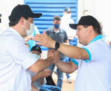 O governador Carlos Massa Ratinho Junior participa nesta quinta-feira (29) da inauguração da usina híbrida EnerDinBo, em Ouro Verde do Oeste. A geradora utilizará a luz do sol e dejetos da suinocultura para produzir energia elétrica. O investimento privado foi de R$ 12 milhões.Ouro Verde do Oeste, 29/10/2020 - Foto: Geraldo Bubniak/AEN
