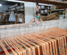 FEITO NO PARANA - Casulo Feliz empresa de Maringa que produz  fio de seda  de forma manual, aproveitando os casulos impróprios para a indústria e também reciclando os subprodutos dessa mesma matéria-prima.07/10/2020 - Foto: Geraldo Bubniak/AEN