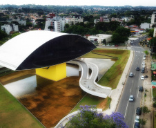 Exposição com obras do acervo é destaque em oficina e mediação no Oscar Niemeyer. Foto: José Fernando Ogura/AEN