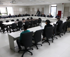 A Coordenação da Região Metropolitana de Curitiba (Comec) recebe nesta semana dez residentes em Arquitetura e Urbanismo e Engenharia Civil. Eles são provenientes do Programa de Residência Técnica em Projetos e Obras Públicas (Pestec POP 2020), lançado pelo Governo do Estado em abril deste ano. Foto:Comec
