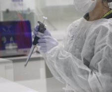Equipamento amplia a capacidade prática de exames de DNA do Laboratório de Genética Molecular Forense e foi doado pela Secretaria Nacional da Segurança Pública do Ministério da Justiça.
Foto: SESP PR