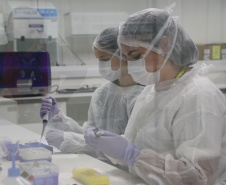 Equipamento amplia a capacidade prática de exames de DNA do Laboratório de Genética Molecular Forense e foi doado pela Secretaria Nacional da Segurança Pública do Ministério da Justiça.
Foto: SESP PR