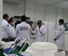 Equipamento amplia a capacidade prática de exames de DNA do Laboratório de Genética Molecular Forense e foi doado pela Secretaria Nacional da Segurança Pública do Ministério da Justiça.
Foto: SESP PR