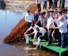 O governador Carlos Massa Ratinho Junior participou nesta sexta-feira (06), ao lado presidente da República Jair Bolsonaro, da inauguração da Pequena Central Hidrelétrica (PCH) Bedim, em Renascença, no Sudoeste do Paraná. 