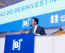 A venda da subsidiária de telecomunicações da Copel arrecadou R$ 2,39 bilhões.Para o governador Carlos Massa Ratinho Junior, o bom resultado demonstra a solidez da companhia e o processo de transparência que acompanhou a privatização, a primeira em 20 anos no Estado. 