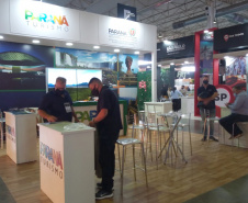 Os atrativos turísticos do Paraná foram apresentados na 32ª edição da Festuris – Feira Internacional de Turismo de Gramado, no Rio Grande do Sul (RS). Durante três dias (de 5 a 8), o evento discutiu a retomada do turismo pós-Covid, com representantes de toda a América Latina. Foto: SEDEST/Paraná Turismo