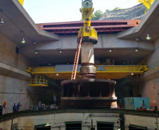 Turbina da Usina Foz do Areia é desmontada para substituição. Foto: Copel