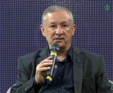 O planejamento dos municípios a longo prazo, de forma sustentável e voltado a cidades acessíveis para todos, foi citado pelo superintendente executivo do Paranacidade, Álvaro Cabrini. Ele participou do painel on-line “A Modernização Contínua do Estado Através da Engenharia”, realizado pelo CREA-PR.
Foto: SEDU