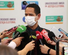 Curitiba, 13 de novembro de 2020.  Polícia Militar participa de coletiva de imprensa no TRE. 