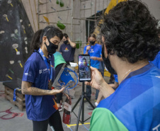 Paranaense se destaca no Campeonato Brasileiro de Escalada. Foto: Paraná Esporte