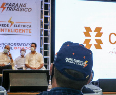 O governador Carlos Massa Ratinho Junior e o presidente da Copel, Daniel Pimentel Slaviero, apresentam nesta quarta-feira (18), em Palotina, no Oeste do Estado, uma chamada pública para a contratação de energia proveniente de autogeradores, na CVale em Palotina.Palotina, 18/11/2020 - Foto: Geraldo Bubniak/AEN